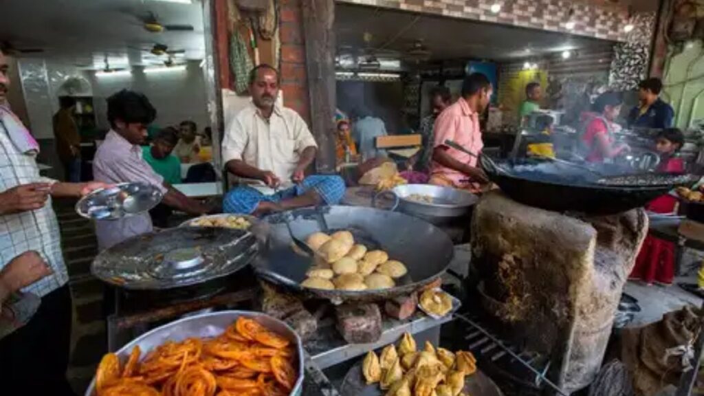 street foods to avoid in monsoon
